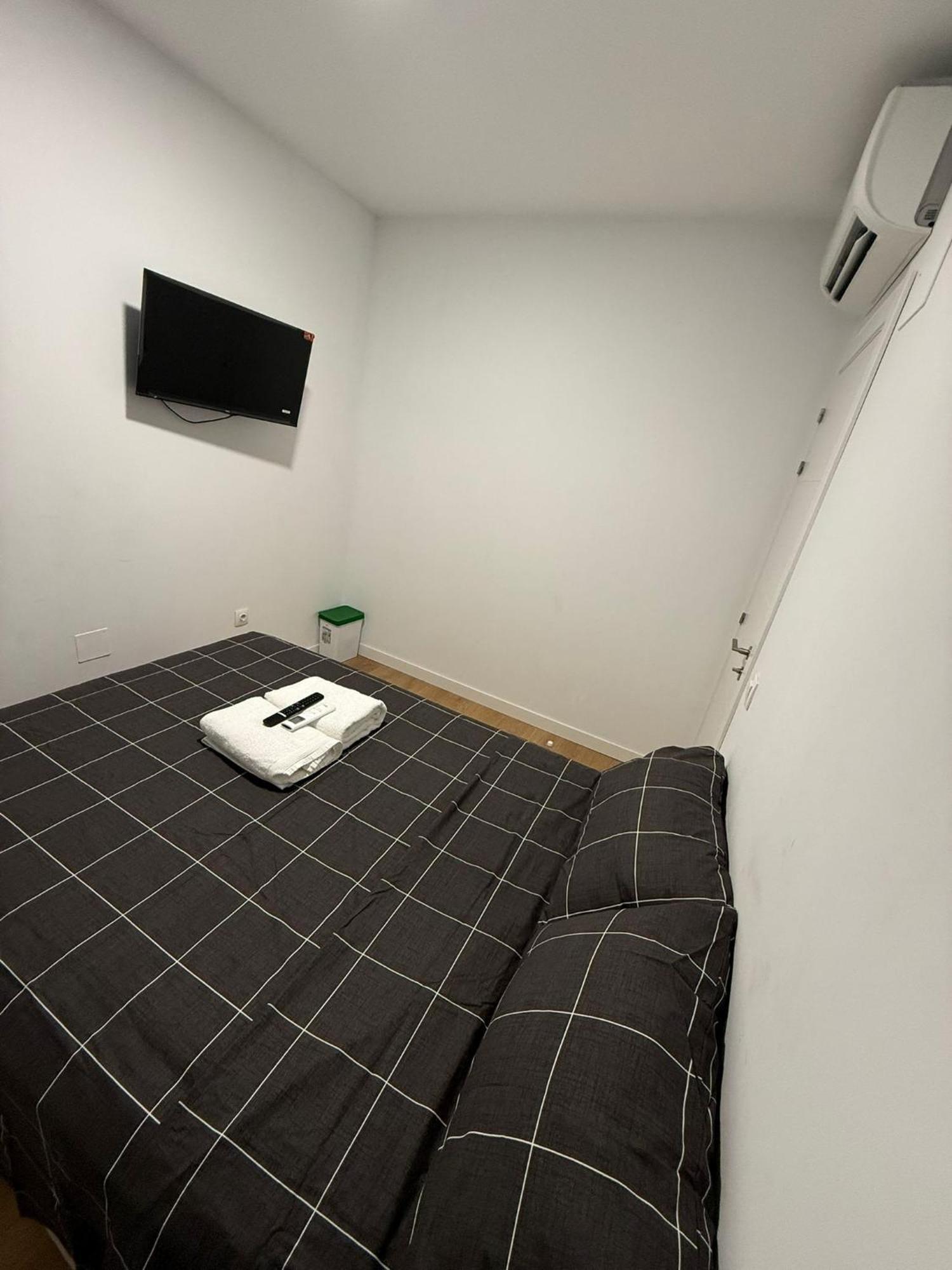 To Room Madrid Porras Buitenkant foto